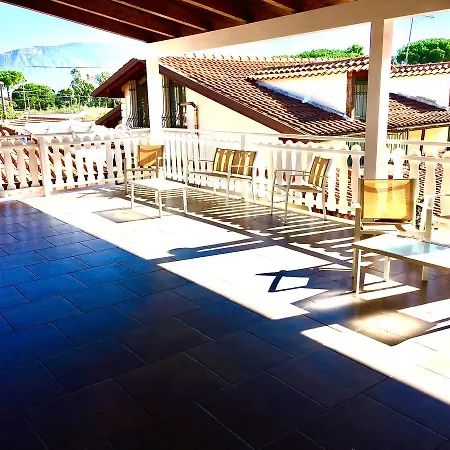 Encla Bed & Breakfast